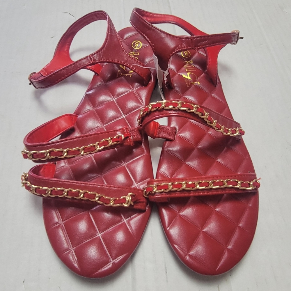 Sandals - Picture 9 of 9